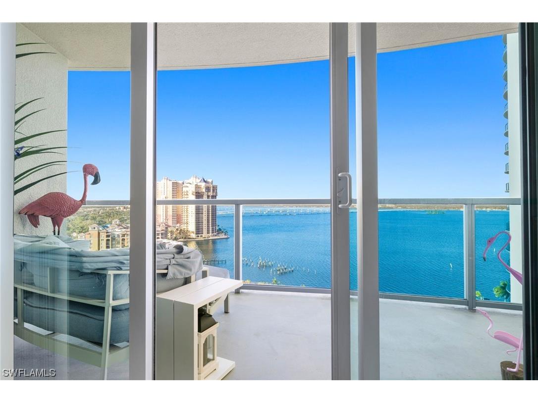 3000 Oasis Grand Boulevard #1705 Fort Myers FL 33916 224002887 image1