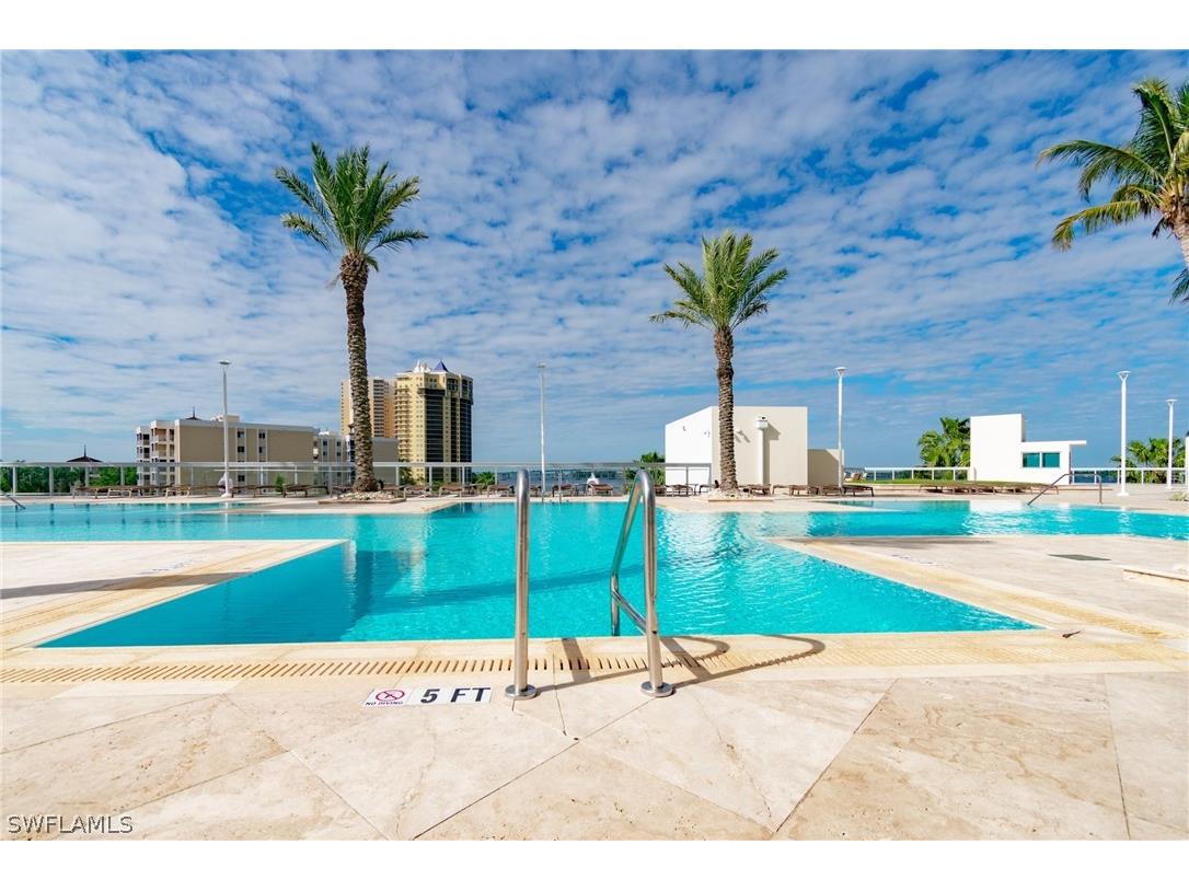 3000 Oasis Grand Boulevard #1805 Fort Myers FL 33916 222037964 image1