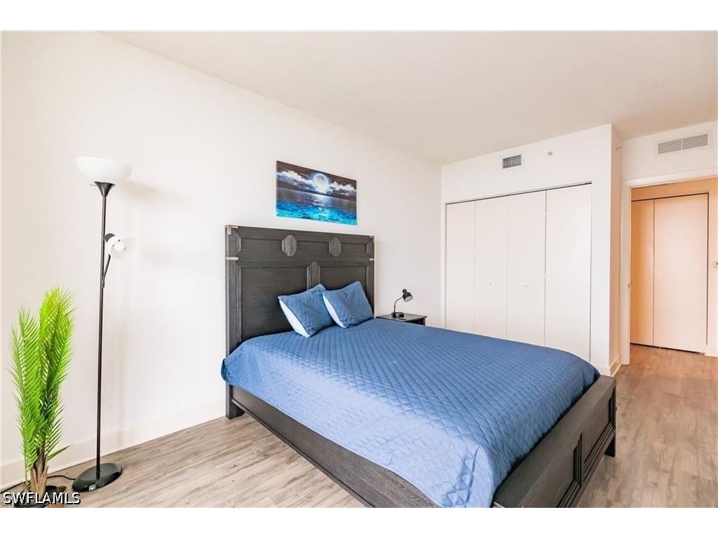 3000 Oasis Grand Boulevard #2004 Fort Myers FL 33916 226014136 image15