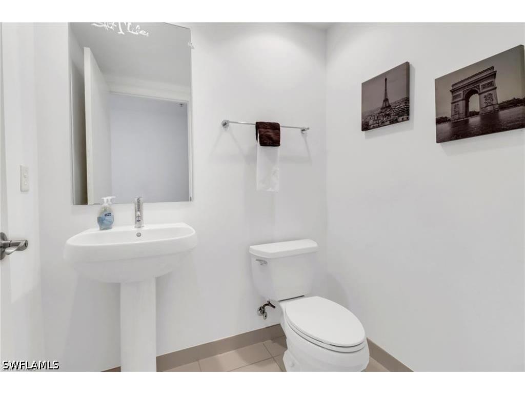 3000 Oasis Grand Boulevard #2004 Fort Myers FL 33916 226014136 image23