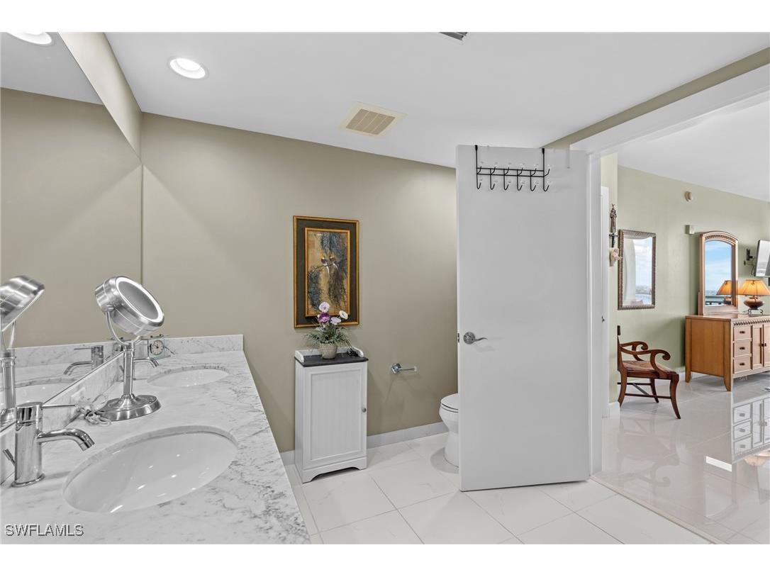 3000 Oasis Grand Boulevard #2203 Fort Myers FL 33916 225016369 image17