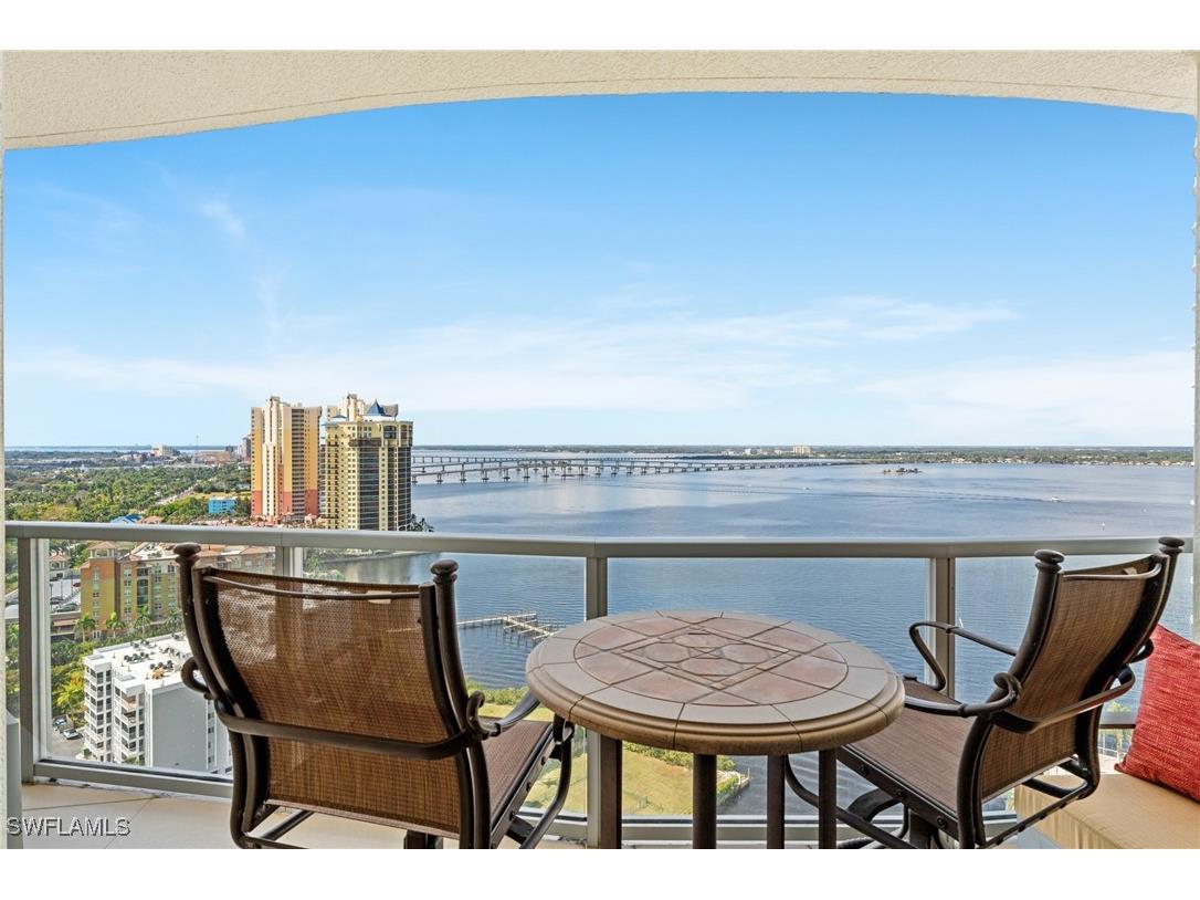 3000 Oasis Grand Boulevard #2203 Fort Myers FL 33916 225016369 image5