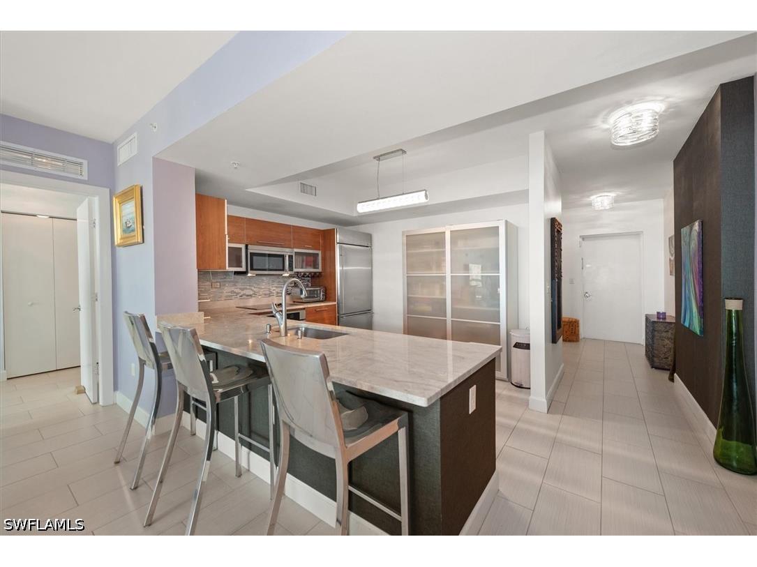 3000 Oasis Grand Boulevard #2205 Fort Myers FL 33916 226017780 image9