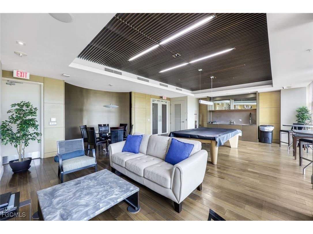 3000 Oasis Grand Boulevard #2307 Fort Myers FL 33916 2025011919 image10