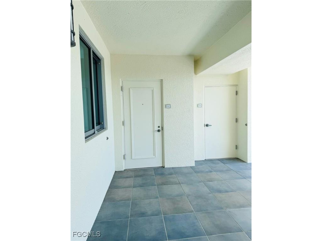 3000 Oasis Grand Boulevard #2307 Fort Myers FL 33916 2025011919 image13