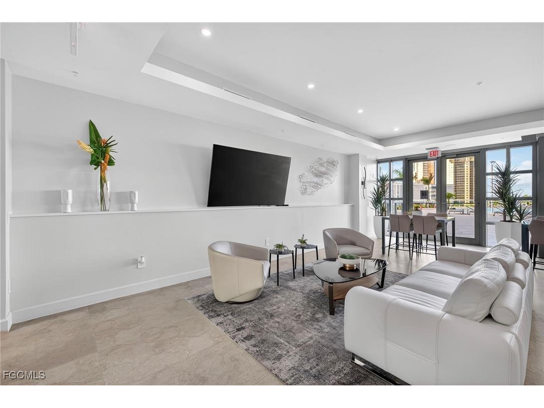 3000 Oasis Grand Boulevard #2307 Fort Myers FL 33916 2025011919 image39