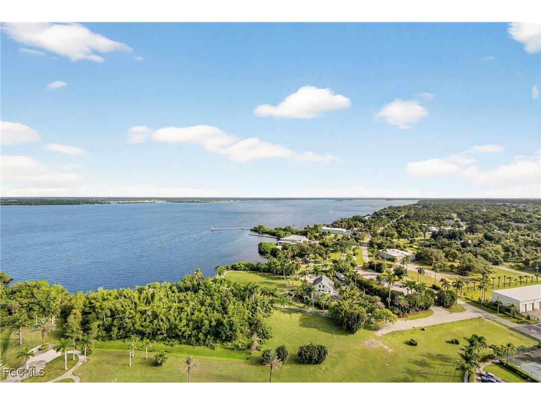 3000 Oasis Grand Boulevard #2307 Fort Myers FL 33916 2025011919 image42