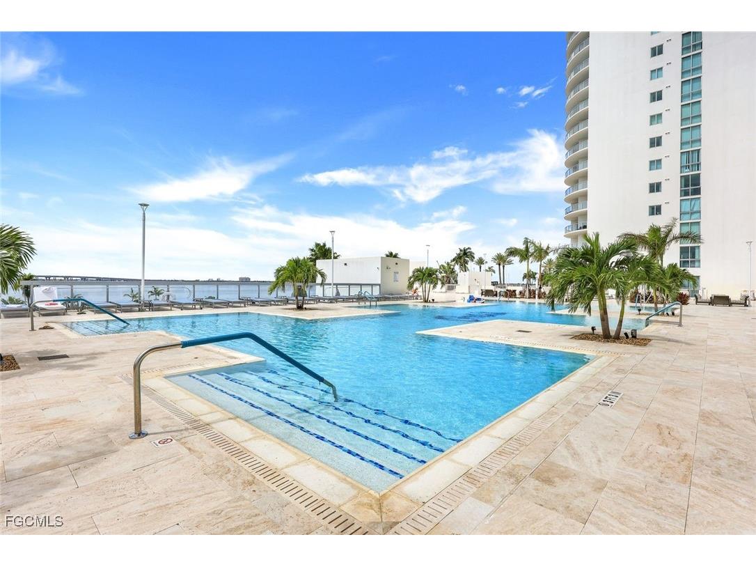 3000 Oasis Grand Boulevard #2307 Fort Myers FL 33916 2025011919 image6