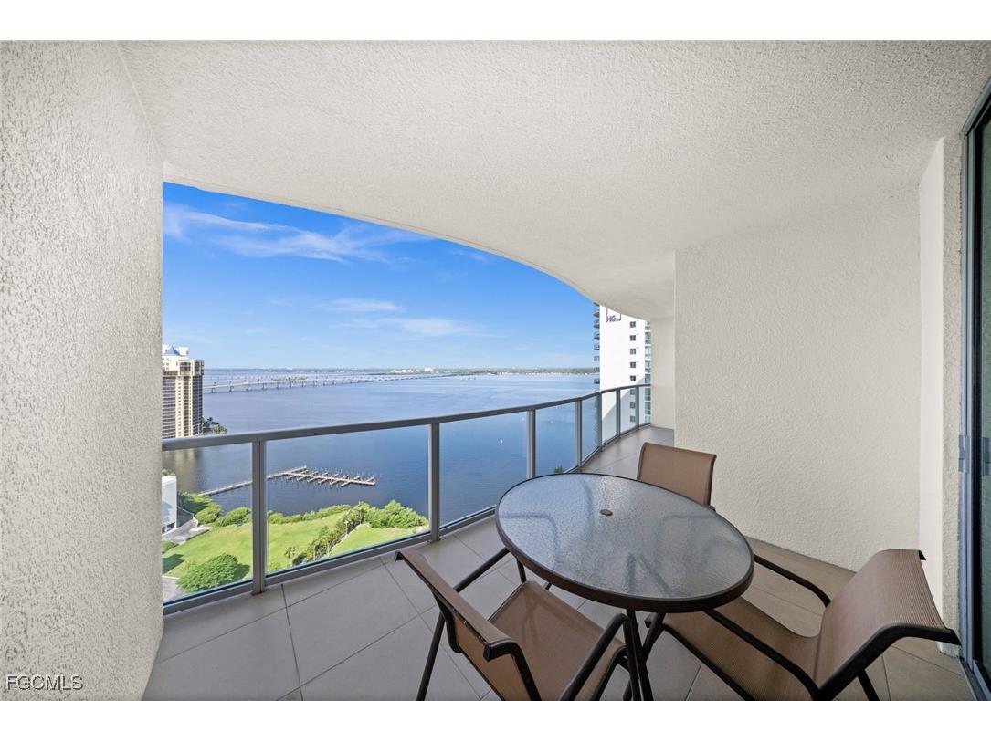 3000 Oasis Grand Boulevard #2402 Fort Myers FL 33916 2025008275 image30