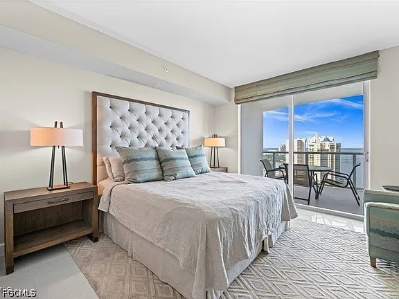3000 Oasis Grand Boulevard #2402 Fort Myers FL 33916 2026018193 image9