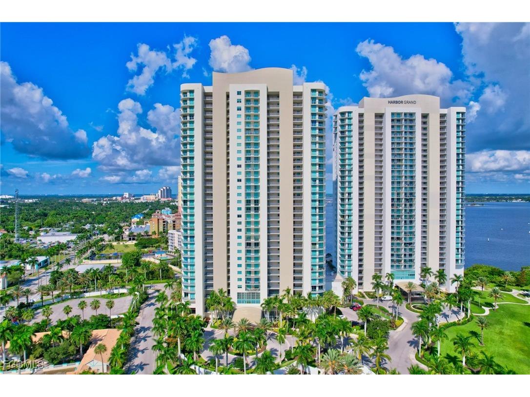 3000 Oasis Grand Boulevard #2405 Fort Myers FL 33916 2025007550 image1