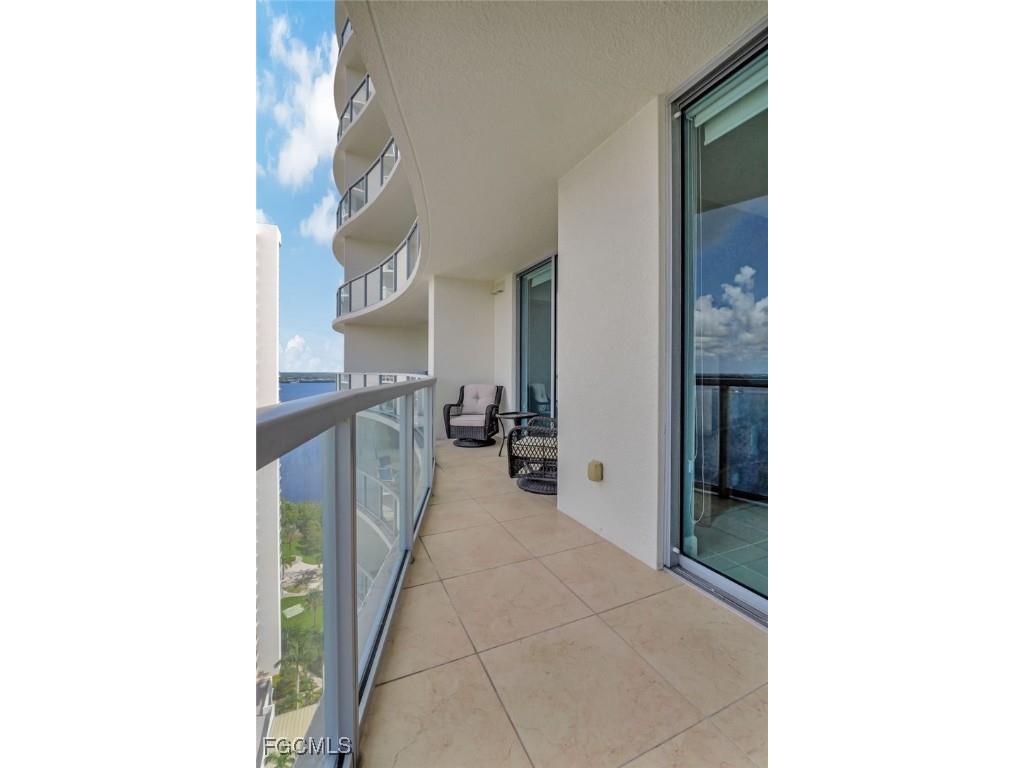 3000 Oasis Grand Boulevard #2405 Fort Myers FL 33916 2025007550 image20