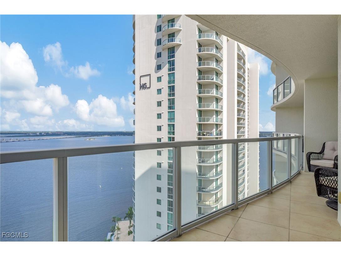 3000 Oasis Grand Boulevard #2405 Fort Myers FL 33916 2025007550 image22