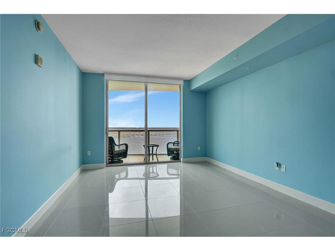 3000 Oasis Grand Boulevard #2405 Fort Myers FL 33916 2025007550 image24