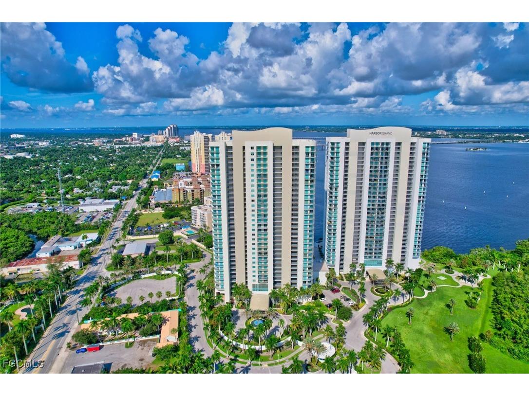 3000 Oasis Grand Boulevard #2405 Fort Myers FL 33916 2025007550 image26