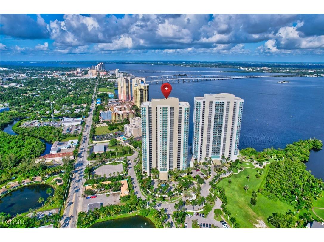 3000 Oasis Grand Boulevard #2405 Fort Myers FL 33916 2025007550 image32