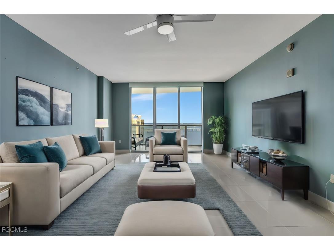 3000 Oasis Grand Boulevard #2405 Fort Myers FL 33916 2025007550 image5