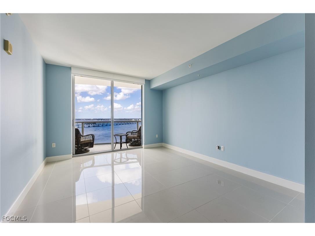 3000 Oasis Grand Boulevard #2405 Fort Myers FL 33916 2026011528 image12
