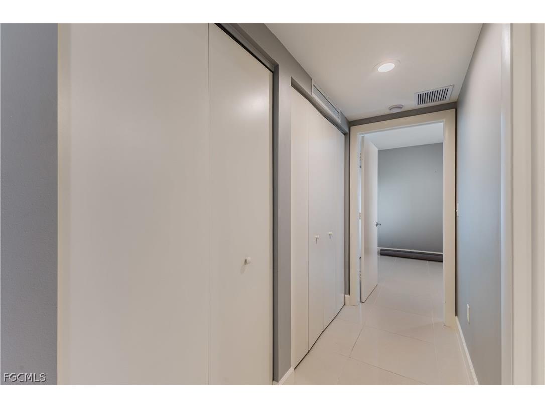 3000 Oasis Grand Boulevard #2405 Fort Myers FL 33916 2026011528 image22