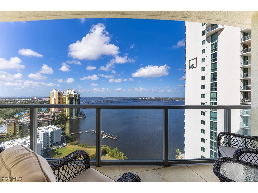 3000 Oasis Grand Boulevard #2405 Fort Myers FL 33916 2026011528 image24