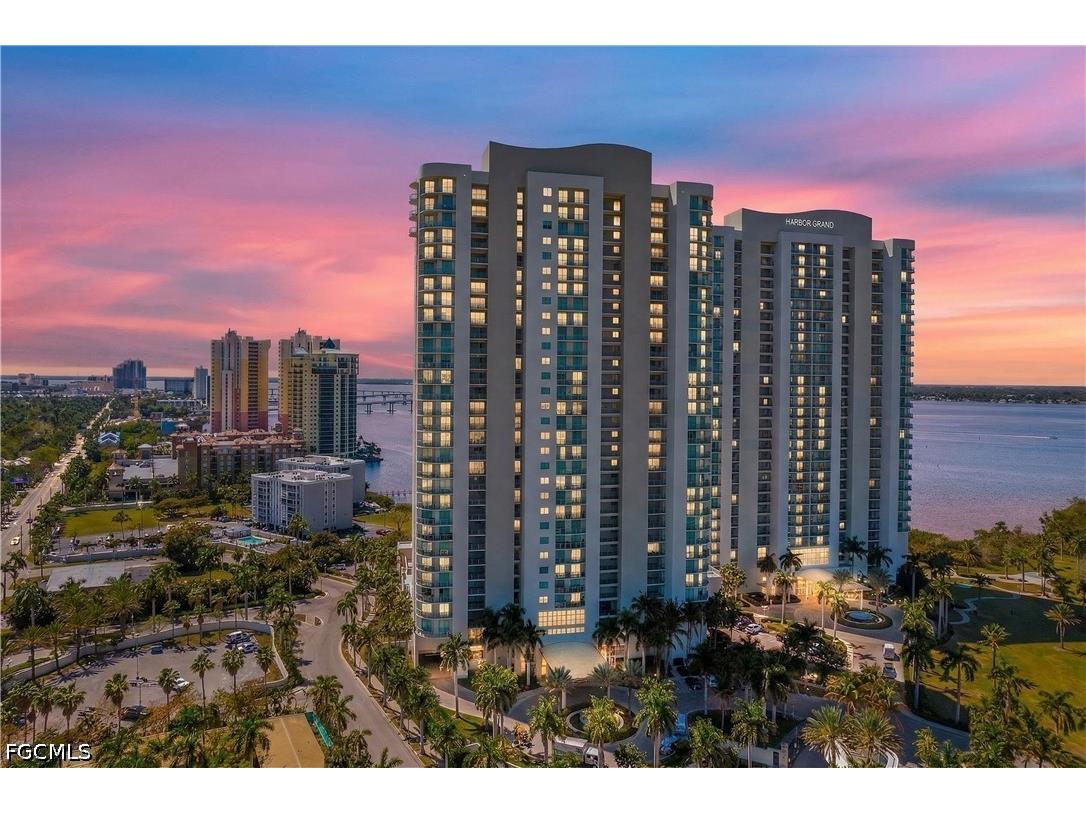 3000 Oasis Grand Boulevard #2502 Fort Myers FL 33916 2026010082 image1