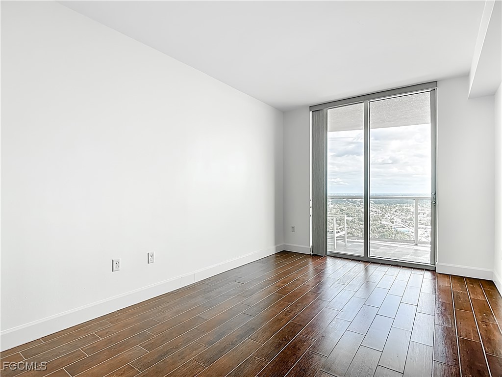 3000 Oasis Grand Boulevard #2604 Fort Myers FL 33916 2025018731 image26