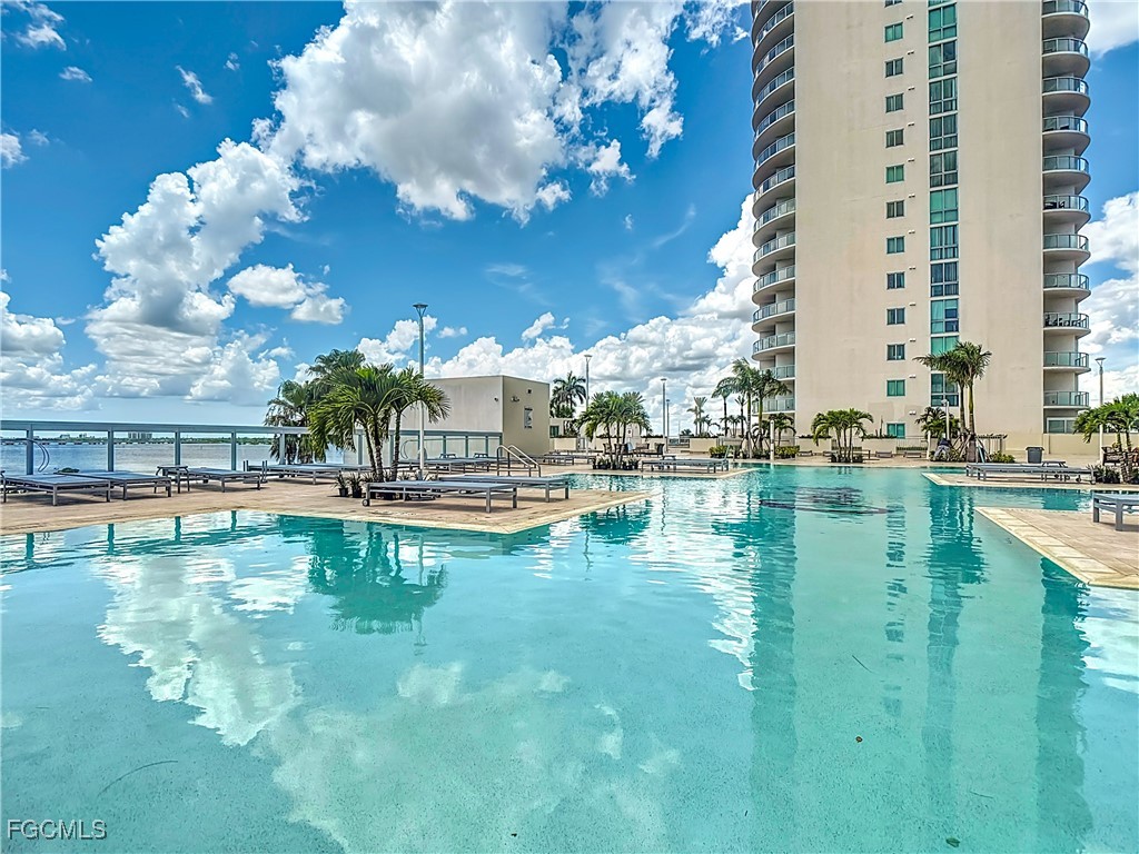 3000 Oasis Grand Boulevard #2604 Fort Myers FL 33916 2025018731 image37