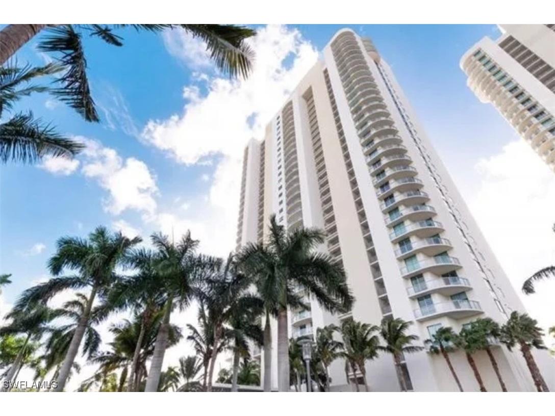 3000 Oasis Grand Boulevard #2702 Fort Myers FL 33916 224011196 image1
