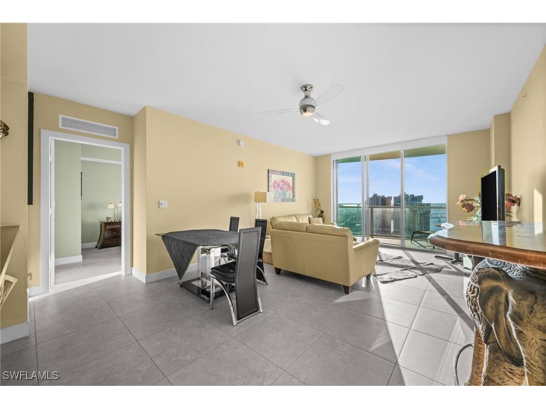 3000 Oasis Grand Boulevard #2702 Fort Myers FL 33916 225082400 image1
