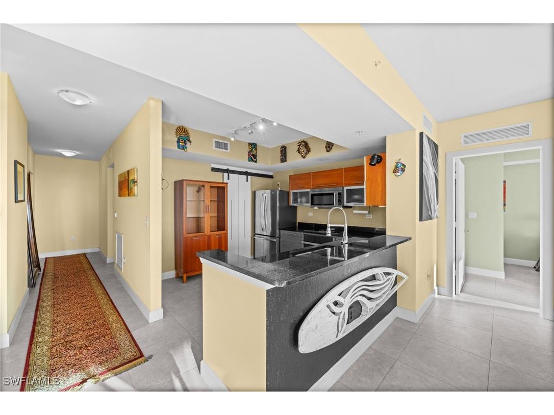 3000 Oasis Grand Boulevard #2702 Fort Myers FL 33916 225082400 image17