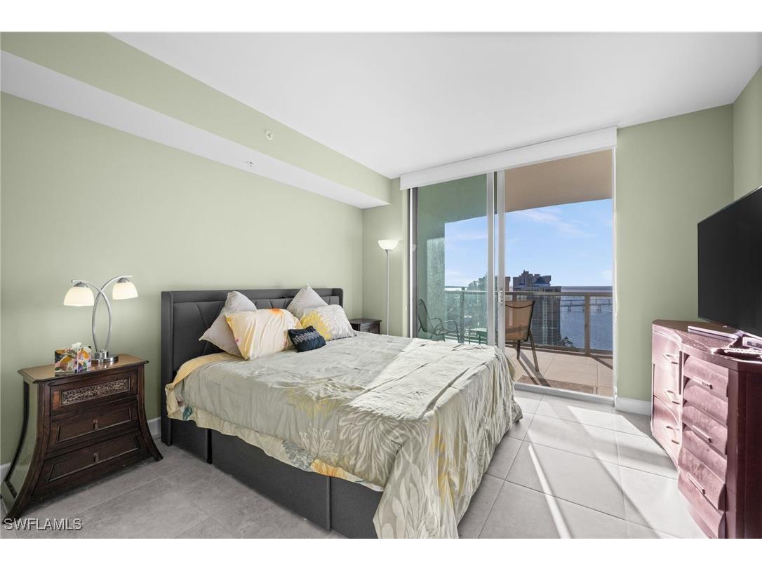 3000 Oasis Grand Boulevard #2702 Fort Myers FL 33916 225082400 image21