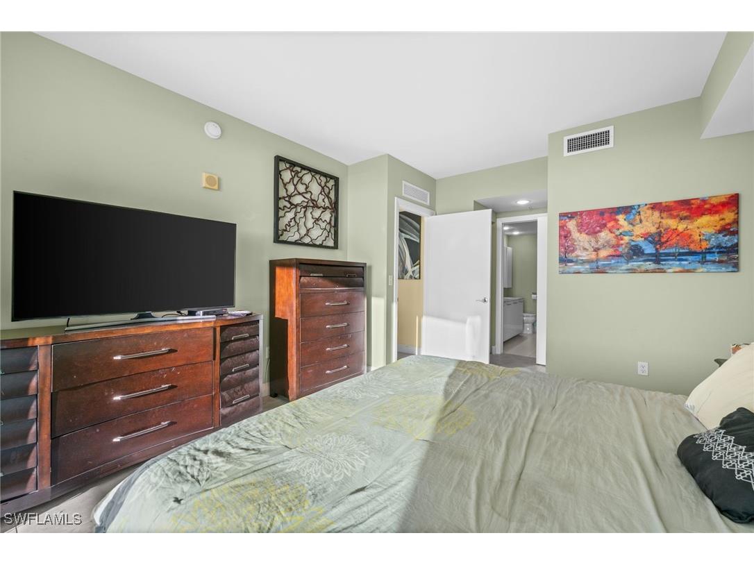 3000 Oasis Grand Boulevard #2702 Fort Myers FL 33916 225082400 image23