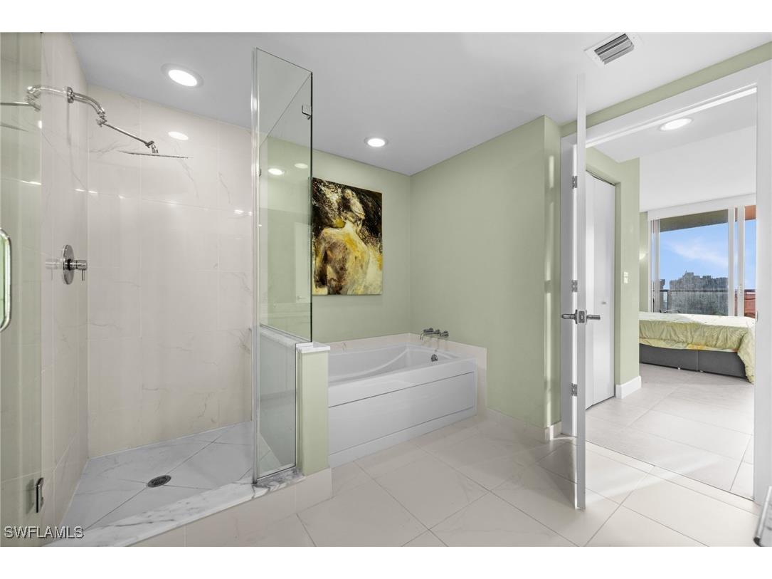 3000 Oasis Grand Boulevard #2702 Fort Myers FL 33916 225082400 image26