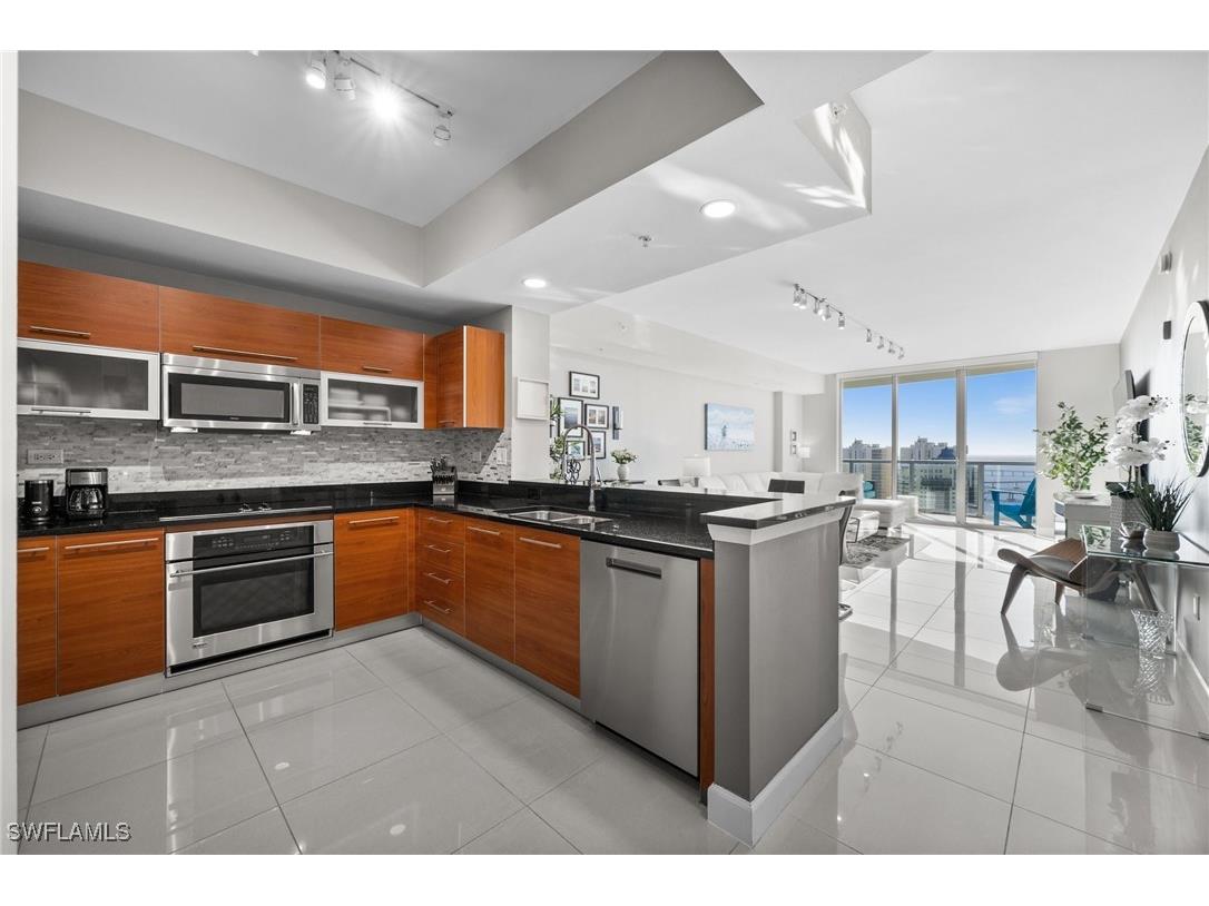 3000 Oasis Grand Boulevard #2903 Fort Myers FL 33916 226001751 image11