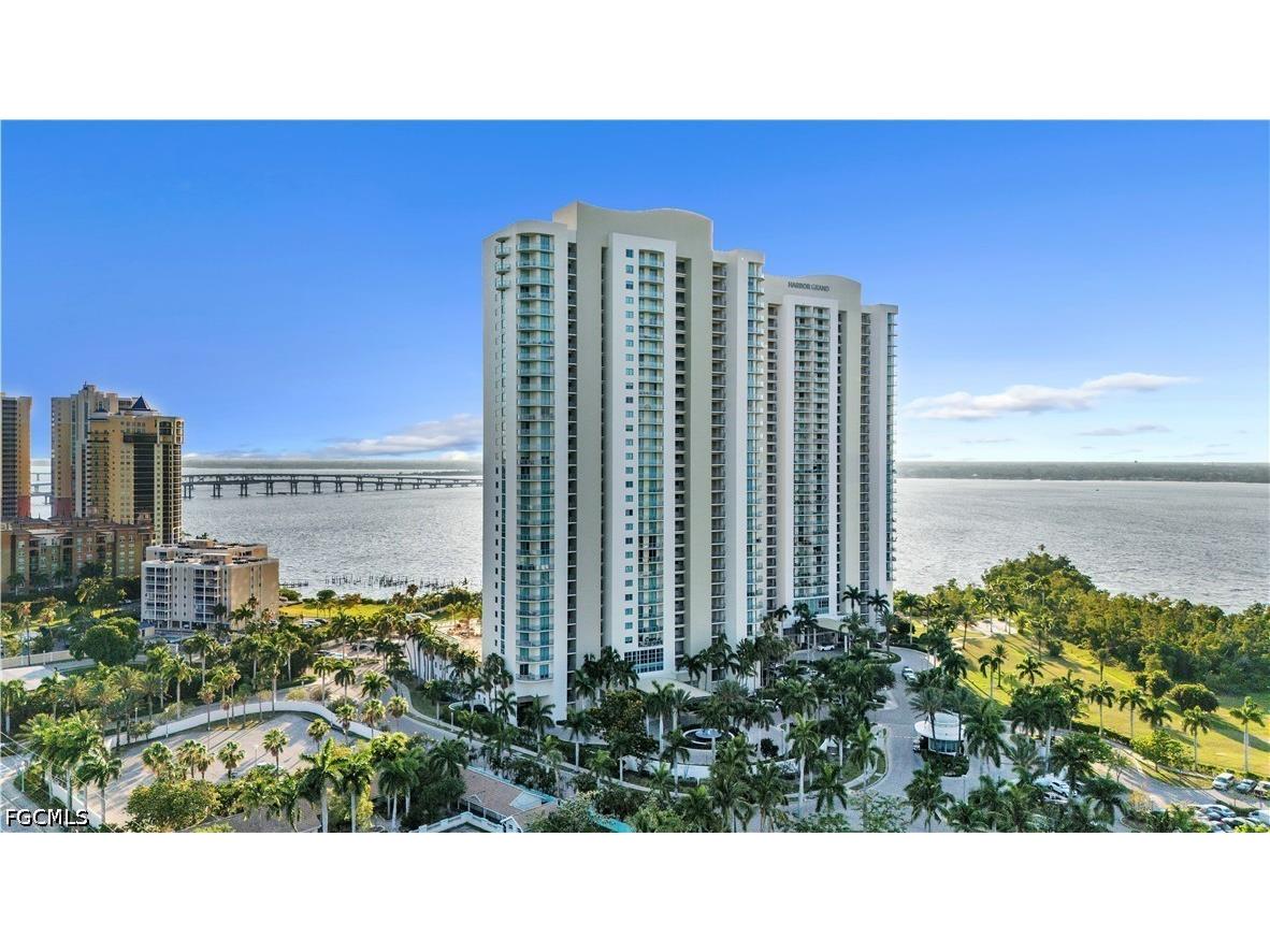 3000 Oasis Grand Boulevard #2905 Fort Myers FL 33916 2026022223 image30