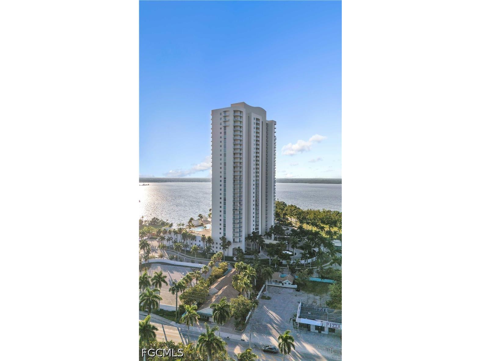 3000 Oasis Grand Boulevard #2905 Fort Myers FL 33916 2026022223 image32