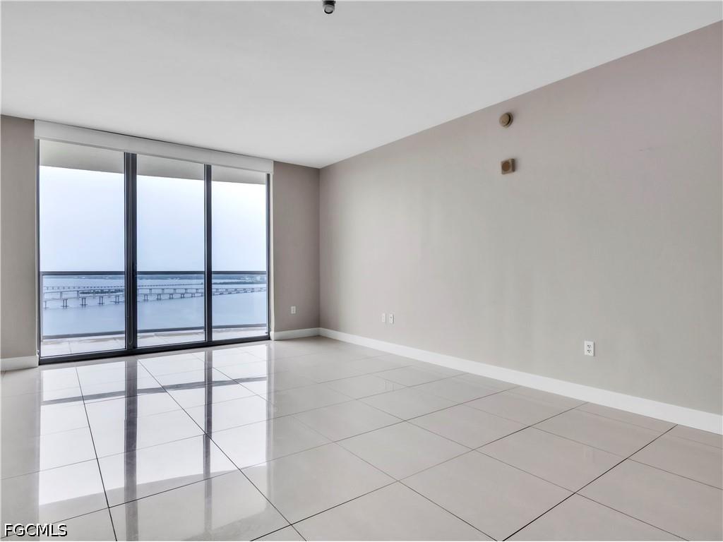 3000 Oasis Grand Boulevard #2905 Fort Myers FL 33916 2026022223 image6