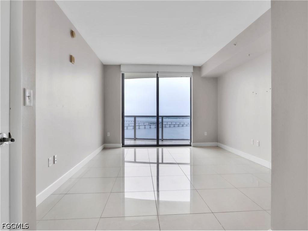 3000 Oasis Grand Boulevard #2905 Fort Myers FL 33916 2026022223 image7