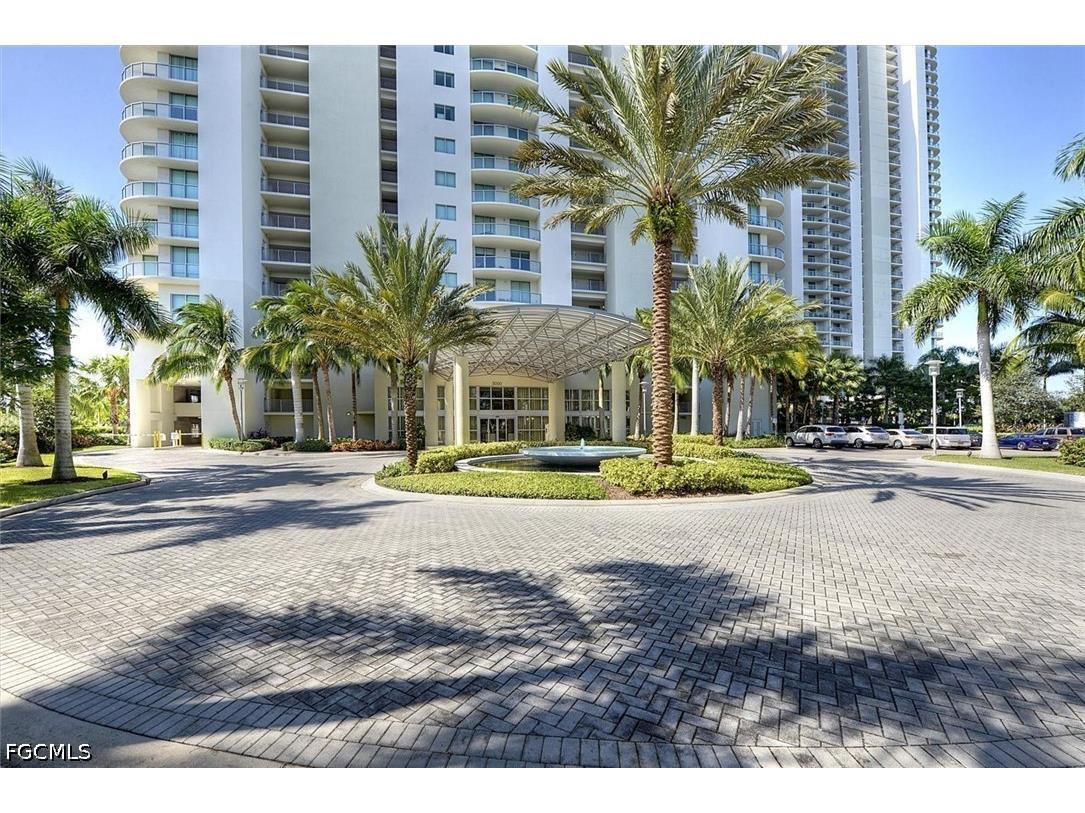 3000 Oasis Grand Boulevard #407 Fort Myers FL 33916 2026021044 image3