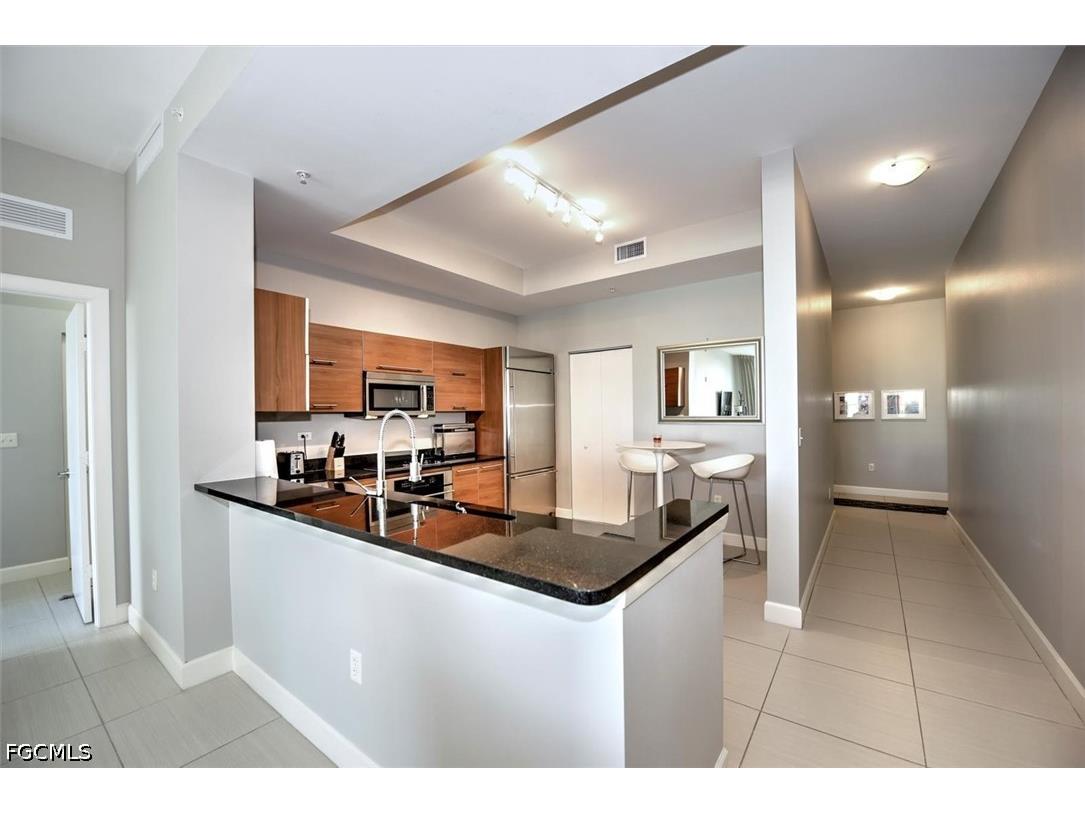 3000 Oasis Grand Boulevard #407 Fort Myers FL 33916 2026021044 image5