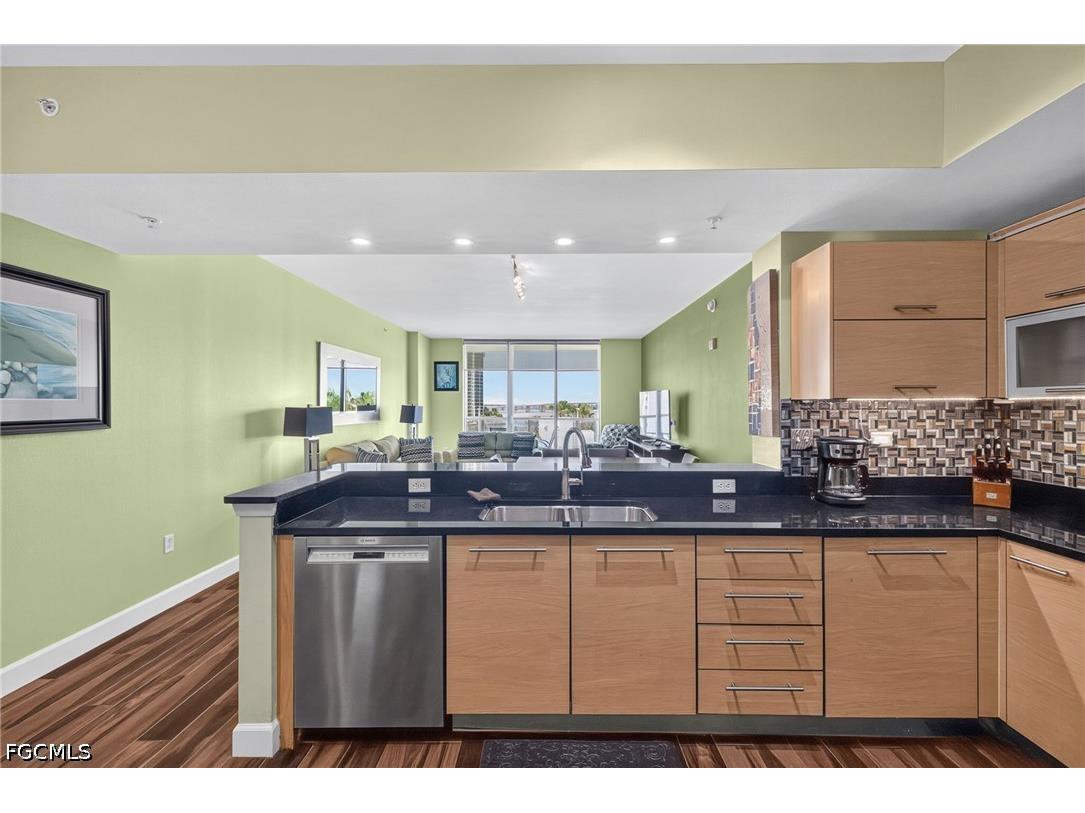 3000 Oasis Grand Boulevard #505 Fort Myers FL 33916 2026030519 image11