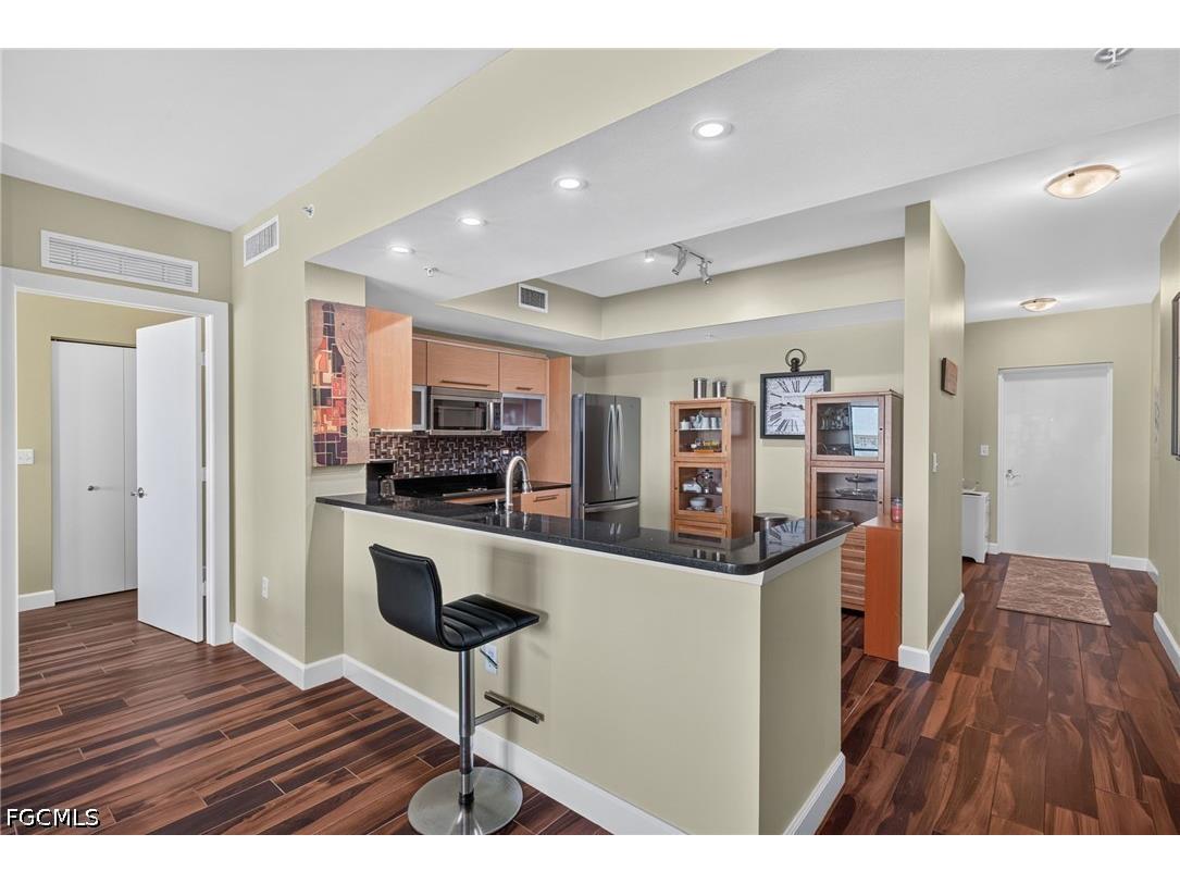 3000 Oasis Grand Boulevard #505 Fort Myers FL 33916 2026030519 image12