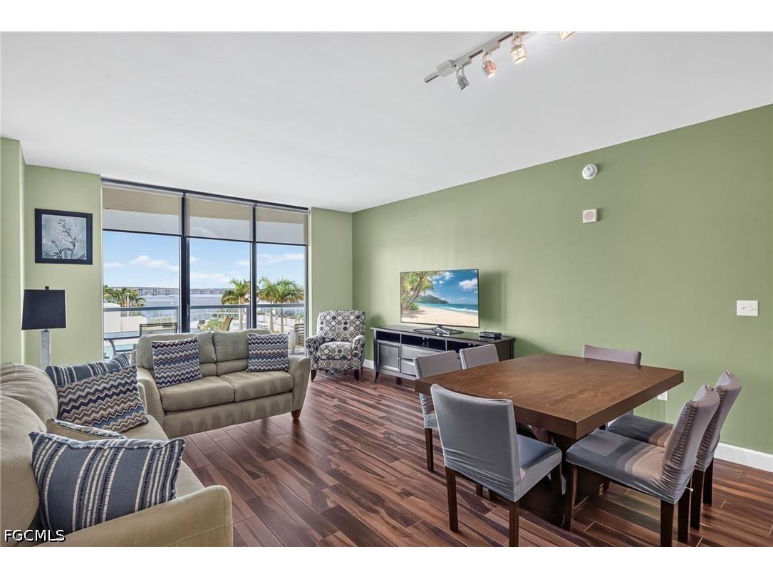 3000 Oasis Grand Boulevard #505 Fort Myers FL 33916 2026030519 image5