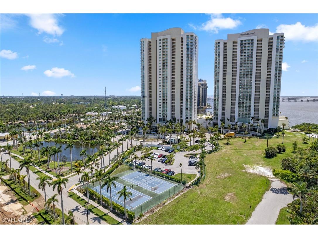 3000 Oasis Grand Boulevard #602 Fort Myers FL 33916 223044293 image1
