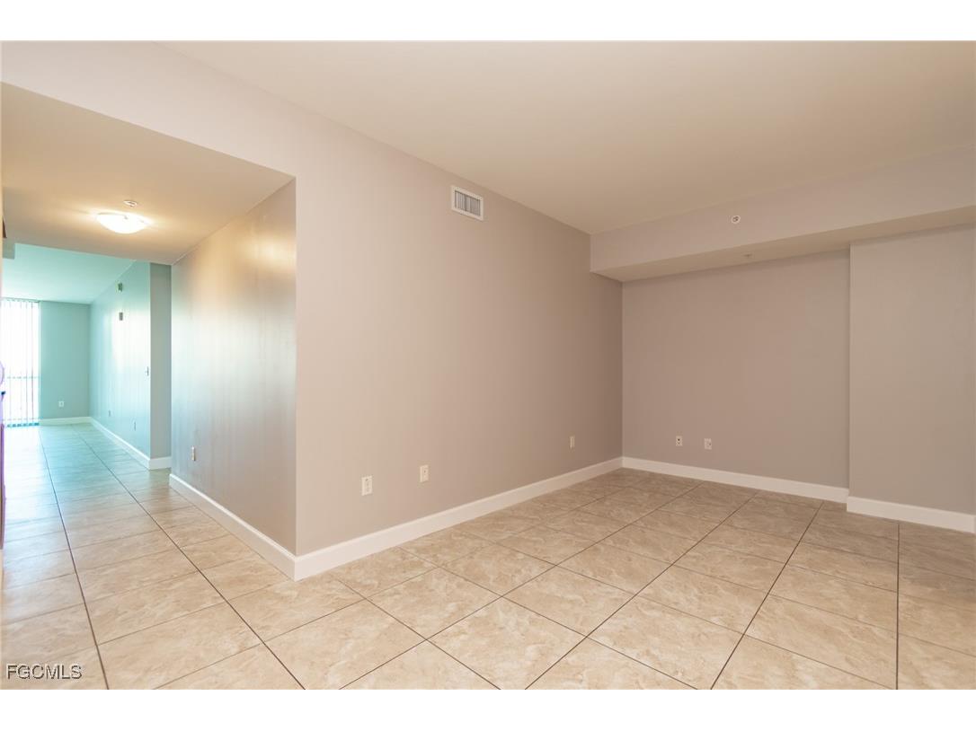 3000 Oasis Grand Boulevard #603 Fort Myers FL 33916 2025012781 image11