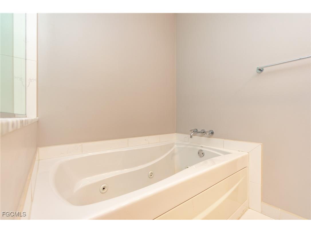 3000 Oasis Grand Boulevard #603 Fort Myers FL 33916 2025012781 image33