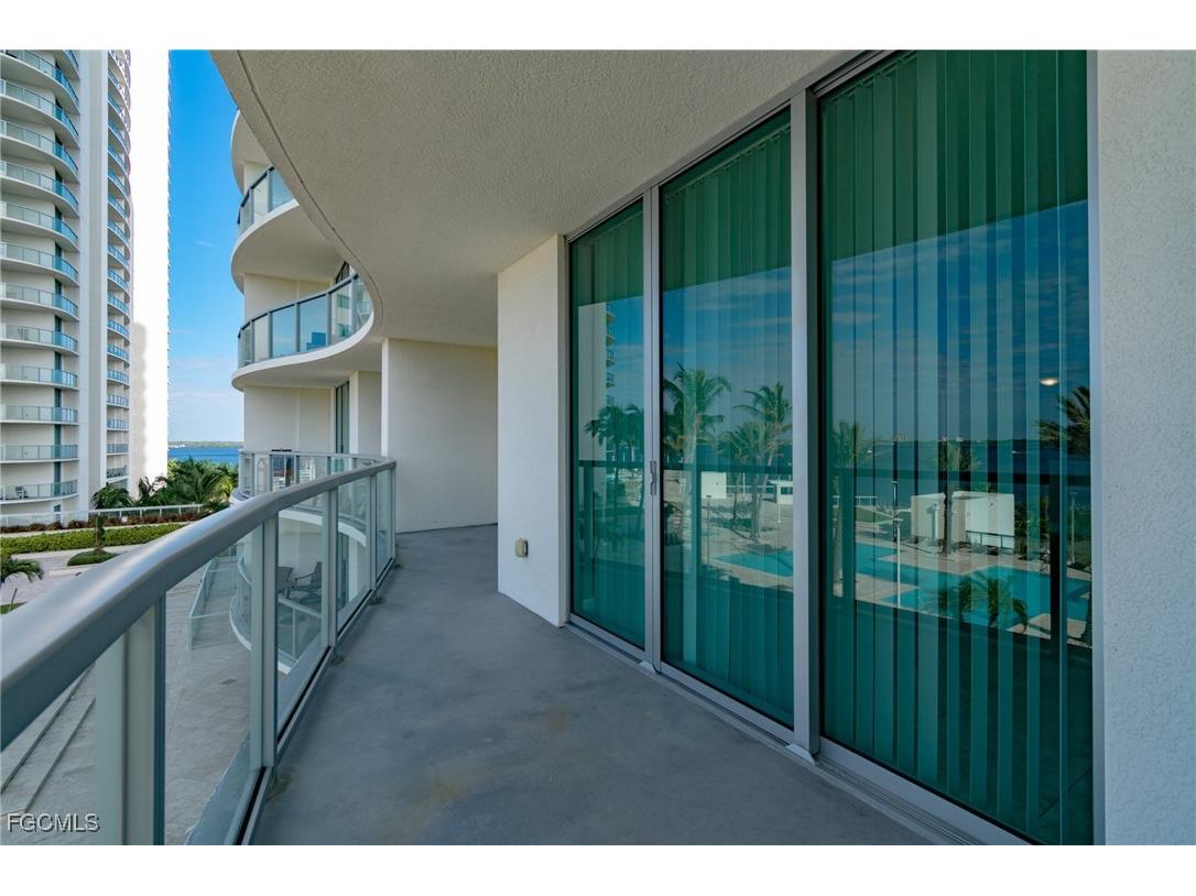 3000 Oasis Grand Boulevard #603 Fort Myers FL 33916 2025012781 image38