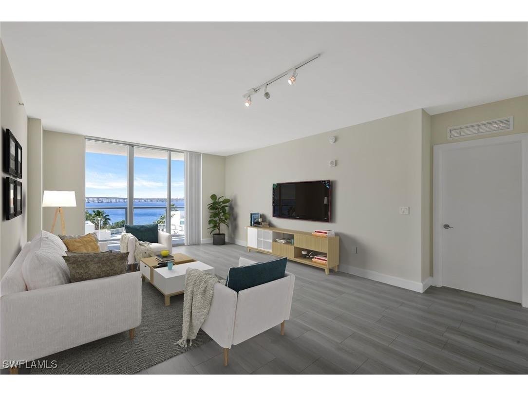 3000 Oasis Grand Boulevard #605 Fort Myers FL 33916 225012552 image1