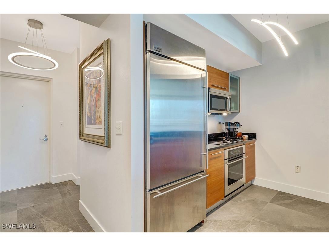 3000 Oasis Grand Boulevard #606 Fort Myers FL 33916 225072627 image2