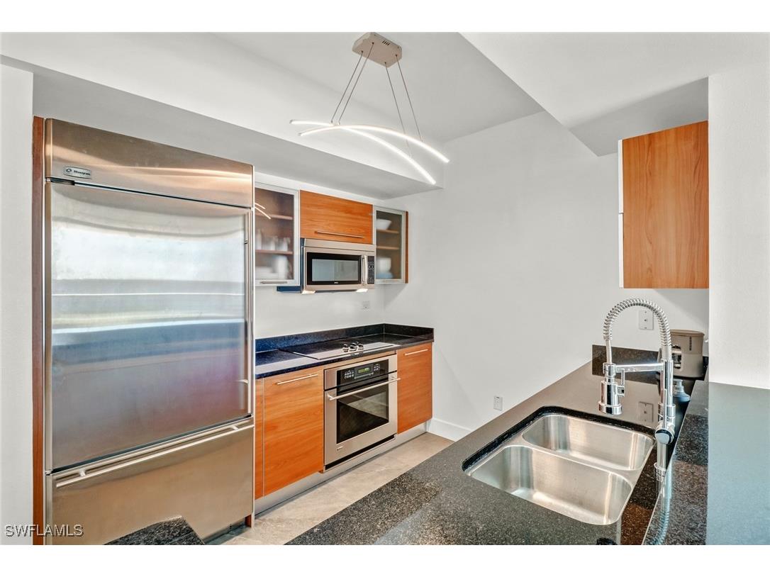 3000 Oasis Grand Boulevard #606 Fort Myers FL 33916 225072627 image6